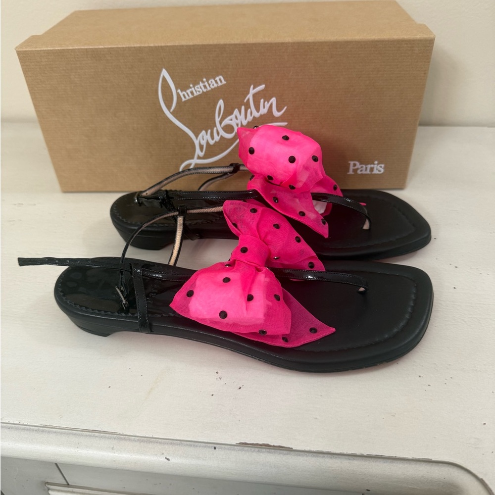 Christian Louboutin Black Sandals with Bright Pink Polka Dot Bow - Picture 5 of 6